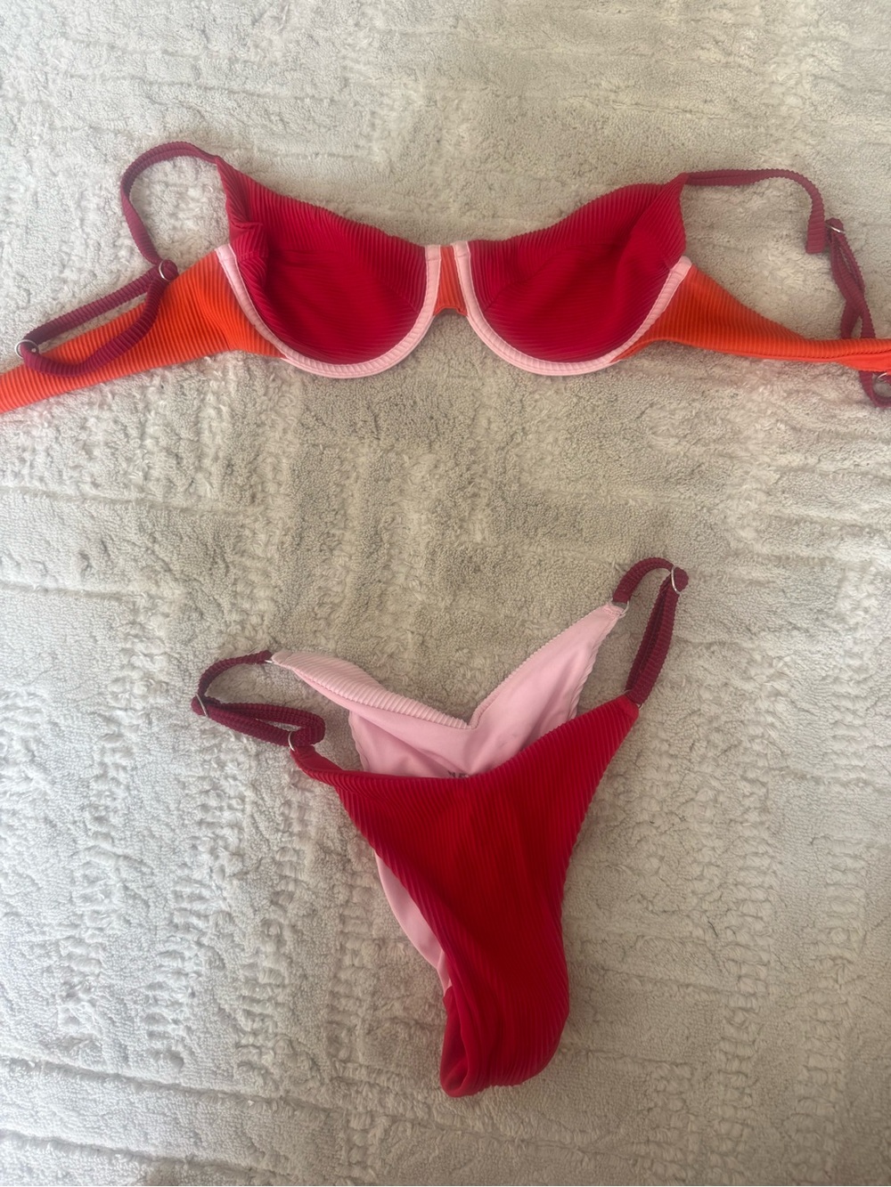 Color-Block Red, Pink & Orange Ribbed Underwire Bikini